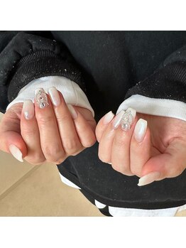 アモ(Amo)/白グラデ