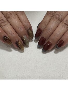 ロトリー(Lotly.)/マグフレンチとニュアンスネイル