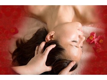 ディオーネ 岡崎店(Dione)/《小顔ヘッドスパ》