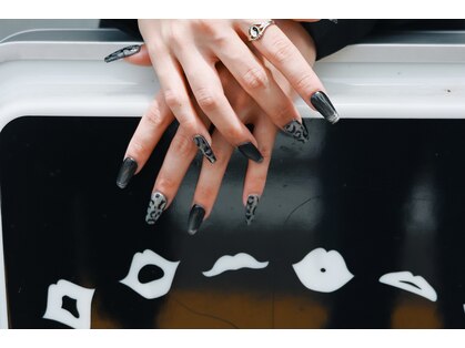 フロップニク(FLOPNIK)の写真