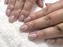 ラウレアネイル(laule'a nail)/キラキラネイル