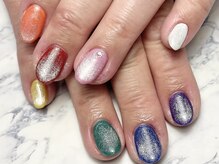 ヘアーアンドネイル ルシア(Hair&Nail Lucia)/虹色マグネットネイル