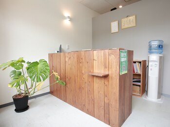 ゆりがおか接骨院/受付