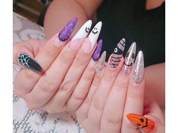 ラブブルカ テンモンカン(Lovebrka tenmonkan)/人気の【ハロウィンネイル】(^^)