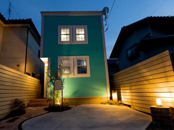 ルーリオ(Luglio)/夜の外観