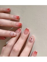 ザ デミュア 銀座店/カラーグラ蝶々ネイル