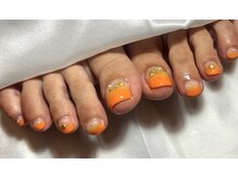 エム ハウオリマナワ(M hau'oli manawa)/ビタミンカラーサマーネイル