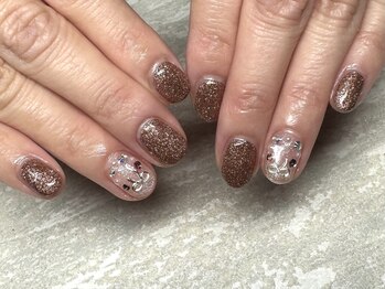 ジュリネイル(JULIE NAIL)/リーフネイル