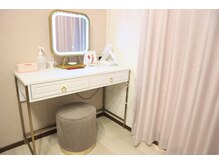 ニコリ(NICOLI)/ドレッサー完備