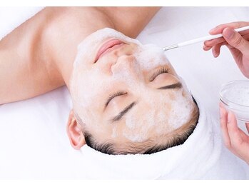 ウイユ(Oeil)/【横浜で希少】最高級ピーリング