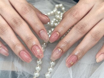 モアグラム 新宿東口店(More Glam)/ミラーデザイン