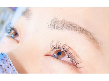 アイラッシュサロンボニー(eyelash salon Bonnie)の写真/【フラットラッシュ/ラッシュリフト】目の形に合わせて、違和感なく自然な目元で華やかな印象に◎