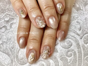 ぷっくりフラワーネイル