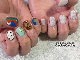 砂ジェルと個性派ネイル