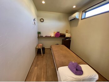 ぶあ鍼灸室の写真/国家資格保持者の本格整体,妊活,本格タイ古式！よもぎ蒸し有！好きなメニュー組み合わせOK!完全個室空間♪