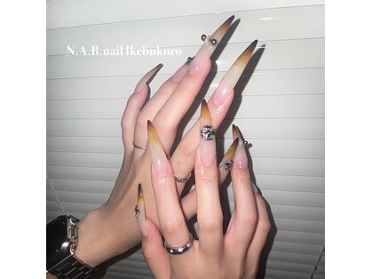 エヌエービー(N.A.B.)の写真