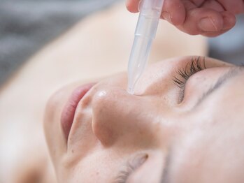 パールフェイスエステ ルペルル(PEARL FACE ESTHE la perle)の写真/詰まった角栓をごっそり除去★黒ずみ/ポツポツ毛穴を解消し引き締め＆美容液導入までのフルコース！
