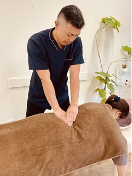 西片貝接骨院の写真/＼初回限定特別価格で体験／矯正,整体は男性スタッフ、リラクは女性スタッフが担当!目的に合わせてご選択◎