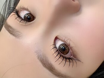 エミニーラッシュ(eminy lash)/束感マツエク♪
