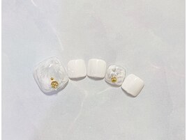 マーブルもホワイトで夏らしく♪