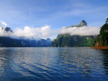 アジアンリラクゼーション ヴィラ 大橋店(asian relaxation villa)/タイ王国：カオソック国立公園