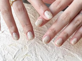 つぶつぶ華奢ネイル