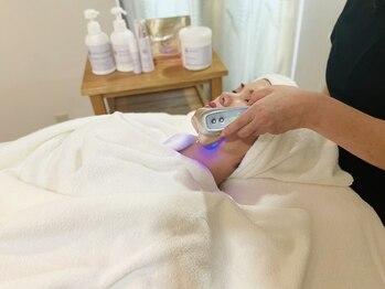 ヴィラシャンゼ スパアンドエステ(VILLA SHANZE)の写真/最先端の有効成分を高濃度で安定して肌に届ける"ヒト幹細胞本格エイジングケアエステ"で肌に自信!