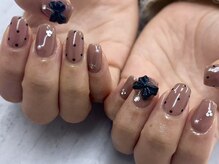 ユイット(HUIT)/リボン&ドットネイル