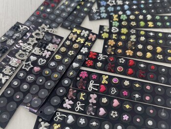 ホワイトニングショップ 広島廿日市店/耳つぼジュエリー