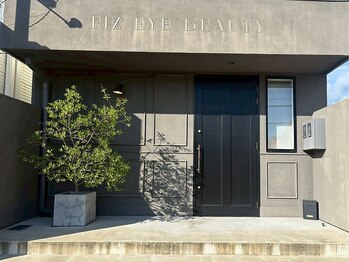 フィズ アイ ビューティ 豊川八幡店(fiz eye beauty)/フィズアイビューティー