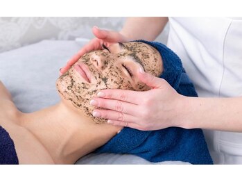 グレース(Grace luxe)/肌荒れ、毛穴汚れ、ニキビケア◎