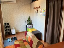 アットホームで落ち着いた店内になっております。