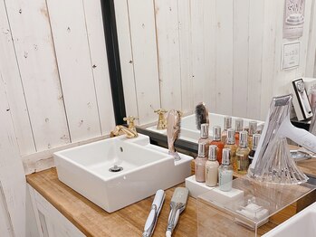 アイラッシュアンドネイル専門店 クラル(CURAR)/パウダールーム◎