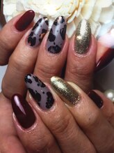 キャプラスネイル ミュウ(CAPLUS NAIL Mew)/ホイル×ヒョウ柄ネイル