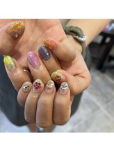 グラマラス アンジェアイ 荻窪店(glamourous ange eye)/アシンメトリーネイル