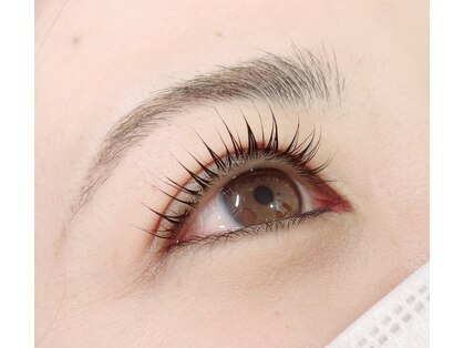 グランドール リュクス アイプラス(Grandoll Luxe eye+)の写真