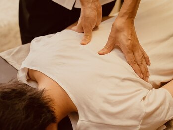 あお/【経絡全身マッサージ】肩こりに