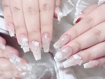 リンドネイル バイ モカ アンド ララ(Lind nail by moca and LaLa)の写真/トレンドデザインで推し活も映え確定★豊富な種類のパーツをご用意◎心躍るデザインをご提供＊