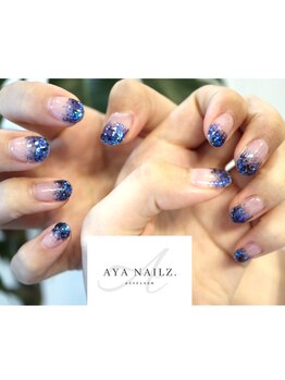 アヤネイルズ アンド アイラッシュ(AYA NAILZ.&Eyelash)/小技の効いたラメグラデーション