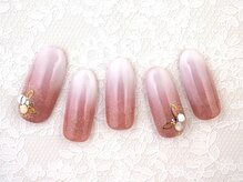 ネイルサロン ラグゼ(Nail salon Luxe)/イチゴミルクネイル