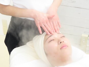 CPヴィアン 本店/マイナスイオンスチーム