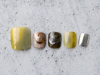 ルフトエーデ(LUFT Ode)/【Foot Art 10】Yellowネイル