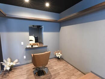 アーティスワイ(Artis Y)/シャンプーヘッドスパ部屋