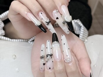 ブイピーネイル 新大久保(VP nail)の写真/チップ長さだし専門店！自爪に優しいチップ使用◎＋3500円で10本全部のチップ長さだしができちゃう♪