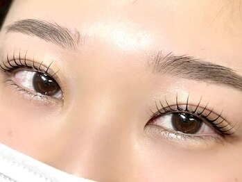 サロン ド ルピア(SALON de LUPIA)/ラッシュリフト＋アイブロウWax