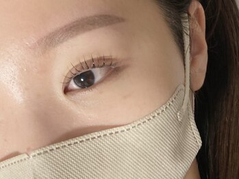 フランク(Frank)の写真/【お悩みを丁寧にヒアリング！】落ち着いたプライベート空間で一人一人のまつげの悩みに寄り添います♪