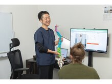 スタイルフリー/骨模型も使いしっかりと説明