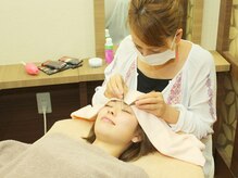 ヘアーラウンジラインビアス まつげ(Hair lounge Line Vias)の雰囲気（半個室空間にてご案内♪マンツーマン施術でリラックス！）