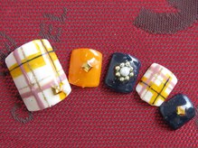 太陽ビューティー/チェックネイル