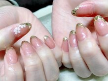 ラウンドアバウト(roundabout)/ガラスフレンチ☆